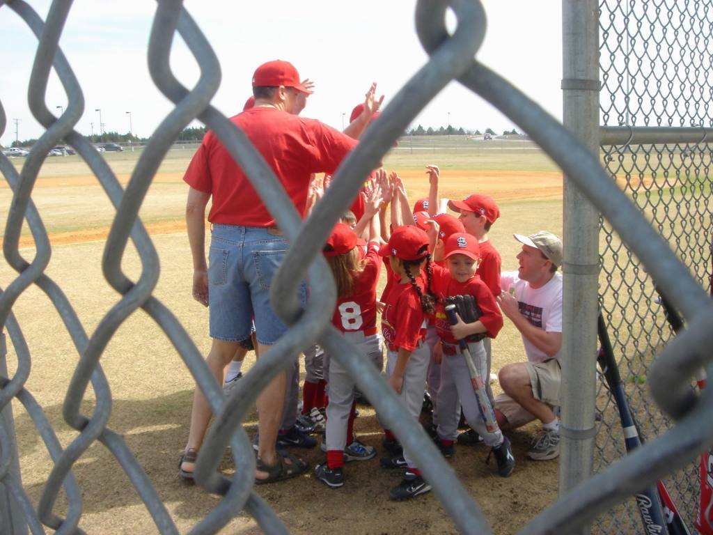 2006/03(Mar)/03(Tee-Ball-Chance-Dax)/1024x768_2006-03-04 08-Tee-Ball.JPG